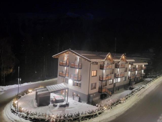 Hotel Fantelli Folgarida Exteriér fotografie