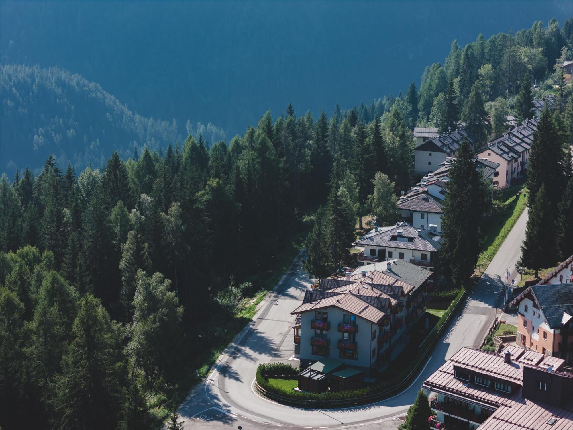Hotel Fantelli Folgarida Exteriér fotografie